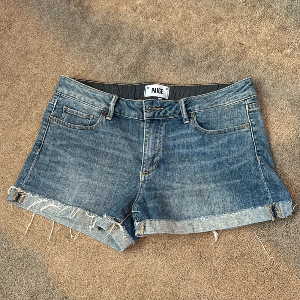 Paige Jimmy Jimmy Short